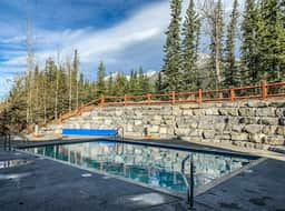 Blackstone Unit 320 - Mountain Views | Hot Tub | Outdoor Pool | King Bed