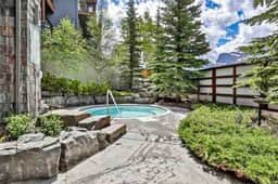 Silver Creek Unit 403 - Panoramic Mountain Views | 2 Hot Tubs | Steam Room