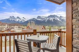 Stoneridge Unit 334 - 180° Mountain Views | 2 King Beds | Hot Tub & Pool