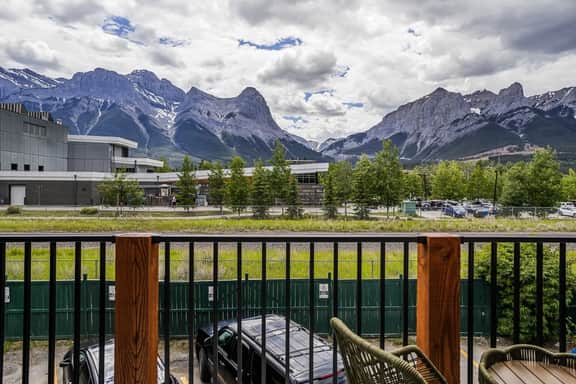 Bow Valley Trail 906 Unit 1B | Rundle Nook | 1BR Luxury Retreat with Mountain Views and Balcony