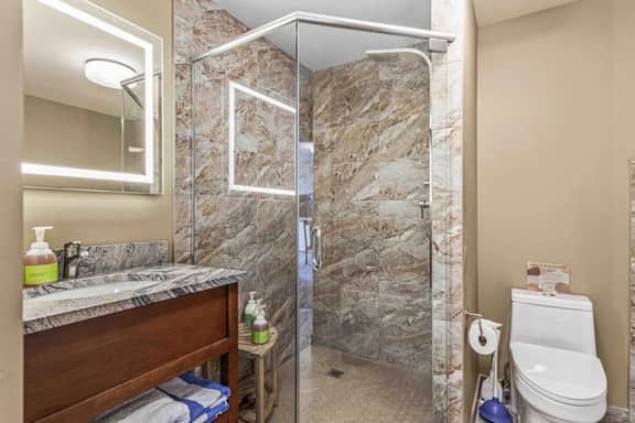 Falcon Crest Unit 324 - Hidden Gem | 180° Mountain Views | Two Hot Tub