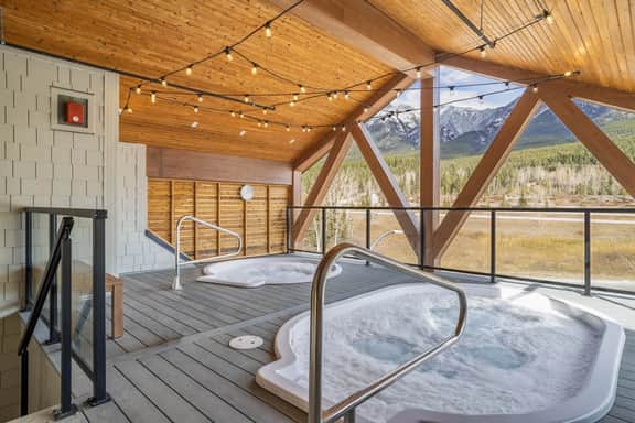 Golden Ridge Unit 103 - Executive Mountain Retreat at Golden Ridge | 2 HotTubs & Sauna