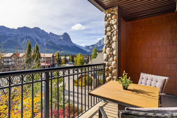 Grande Rockies Unit 313 - Cozy King Condo | Mountain Views & Resort Perks