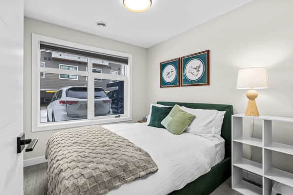 Skyridge Unit 204 - 3-Bed Townhome | Views | Hot Tub | Fireplace
