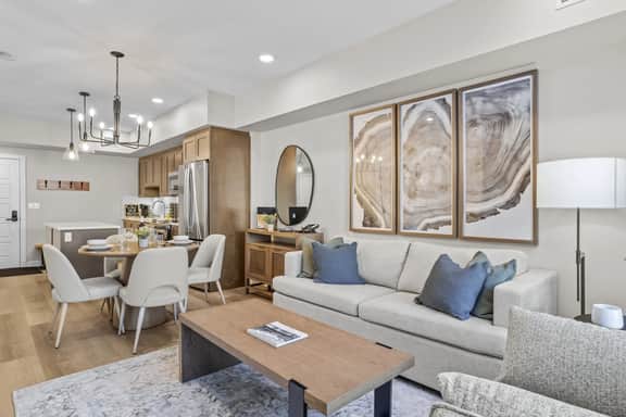 Sparrowhawk Unit 1101 - King Bed Retreat|Mountain View |Pool & Hot Tub