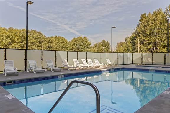 Sparrowhawk Unit 2313 - Mountain Views | Heated Pool & Hot Tub | Top Floor