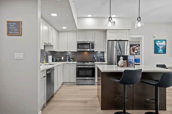 Sparrowhawk Unit 2313 - Mountain Views | Heated Pool & Hot Tub | Top Floor