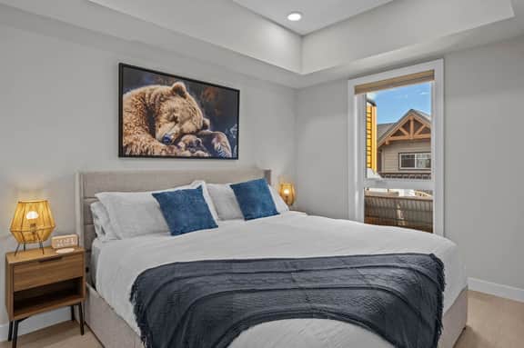 Sparrowhawk Unit 2313 - Mountain Views | Heated Pool & Hot Tub | Top Floor